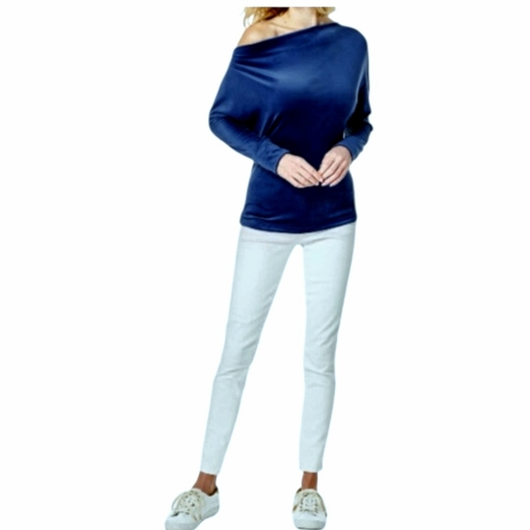 Lilly Pulitzer Off Shoulder Sheera French Terry Top in True Navy XL - Picture 2 of 11